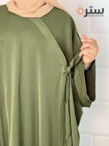 ربطة الفراشة في الجانب